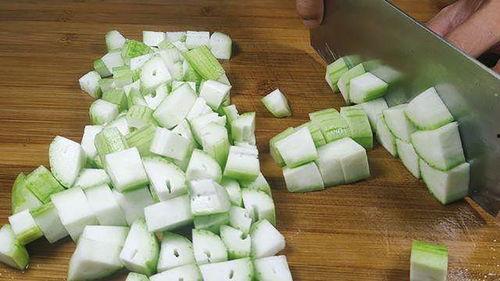 欣欣不吃肉吃瓜,欣欣的素食瓜果生活