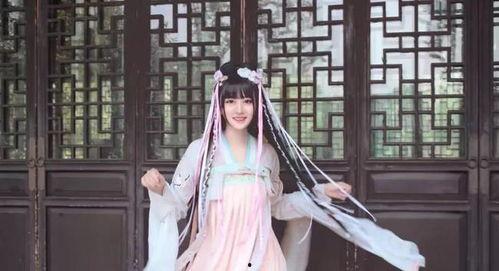 诗迹汉服吃瓜,一场穿越千年的时尚盛宴