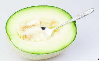 没期间可以吃哈密瓜吗