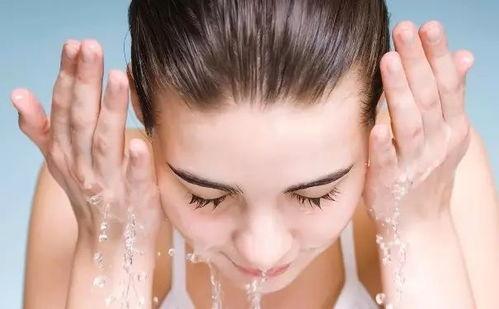 护肤博主吃瓜,揭秘护肤博主吃瓜背后的护肤真相